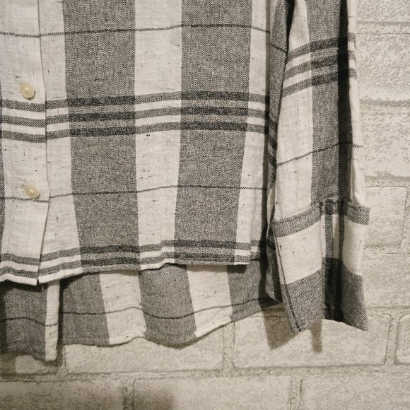 Madewell Plaid Button Down - Picture 5 of 8